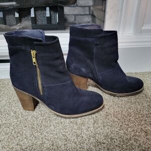 Fiore Leather Blue Suede Booties, Size 5